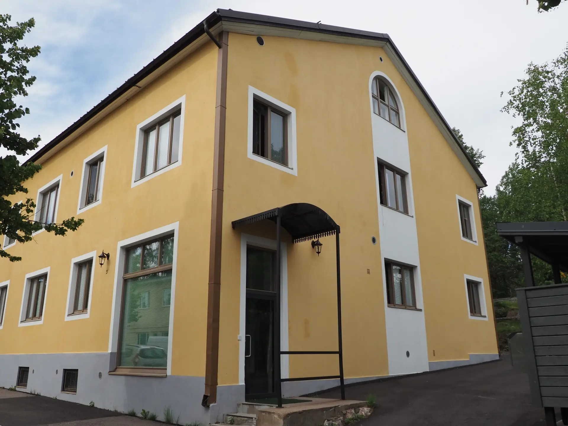 Taivaskalliontie 3, saneerauskohde